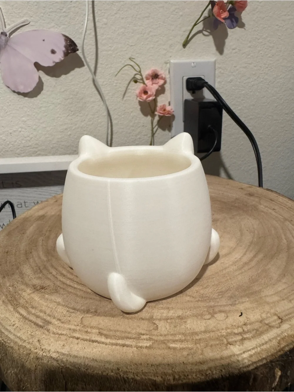 White Cat flower pot vase - Decorative Home Accent